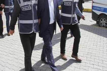 26 kişi arasında 7 emniyet müdürü var