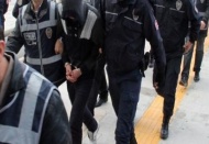 8 kişi gözaltında