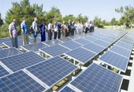 22 kişilik ‘Plus Energy House’ yetkilileri güneş panellerini gezdi