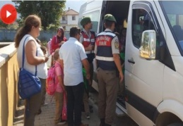 17 kişilik servise 32 öğrenci bindi