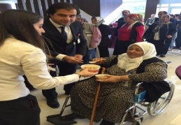 2000 kişiye aşure ikramı