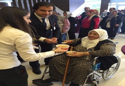 2000 kişiye aşure ikramı