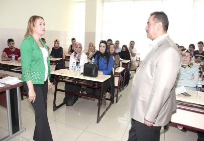 400 kişiye girişimcilik eğitimi veriliyor