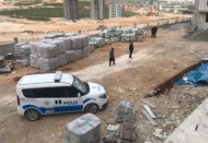 2 kız öğrenci el ele tutuşarak inşaat halindeki binadan atladı 