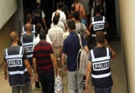 14 komiser yardımcısı gözaltına alındı. 