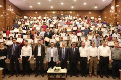 173 kursiyer düzenlenen törenle sertifikalarını aldı