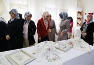 73 kursiyer el emeği göz nuru ürünlerini sergiledi