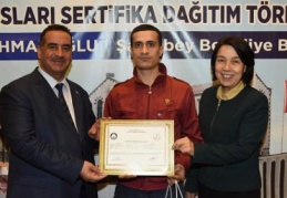 195 kursiyer meslek sertifikası aldı