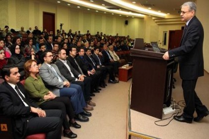 &#8220;2. Lisansüstü Çalışmalarda Araştırma Yöntemleri Çalıştayı&#8221; düzenlendi