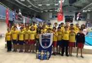 55 madalya, üç kupa kazandılar