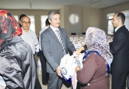 73 mahallede 2 bin aileye 8 ton et yardımı yapıldı