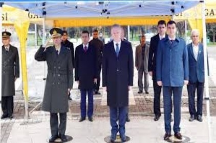 18 Mart Çanakkale Zaferi&#8217;nin 105. yıl dönümünde şehitler anıldı