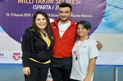 50 metre serbest kategoride altın madalya kazandı