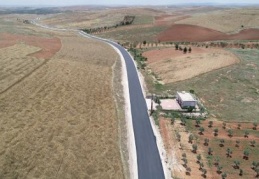 5 metrelik mevcut yol 10 metreye çıkartıldı