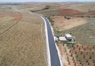 5 metrelik mevcut yol 10 metreye çıkartıldı