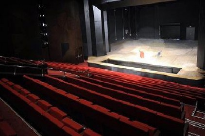 1 milyon 773 bin kişi tiyatroya gitti