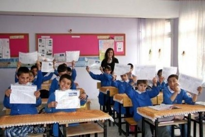 17 milyon 559 bin öğrenci cuma günü tatile giriyor