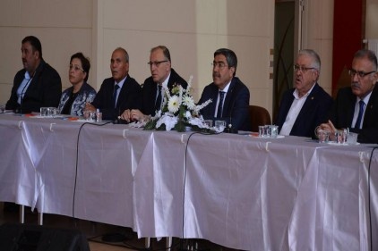  Muhtarlarla istişare toplantısı yapıldı