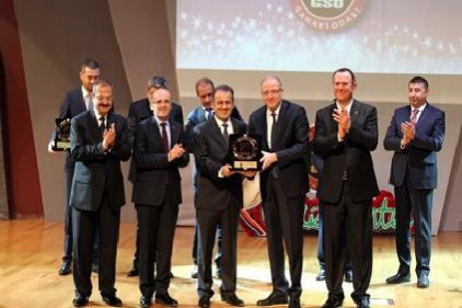 73 ödülün 12’sini Sanko aldı