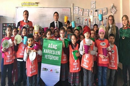 100 öğrenci proje kapsamında eğitimlere tabii tutuldu