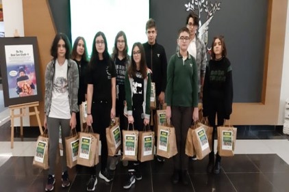 80 okula 20 bin kitap bağışı yapıldı