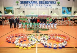 326 okula sportif malzeme yardımı yapıldı