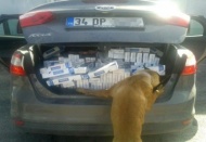 2 otomobilde 12 bin paket kaçak sigara ele geçirdi