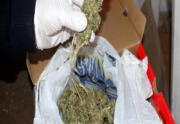 5 otomobilde 65 kilo esrar ele geçirildi