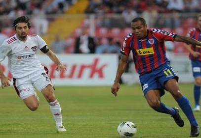 3 puanı aldığımız için mutluyuz 