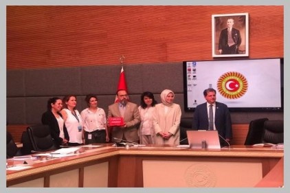 "36 Ruhsatlı Hayvanat Bahçesinde en az 16 bin yaban hayvanı tutsak" 