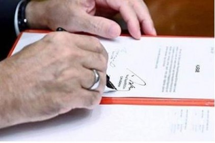 693 SAYILI KHK 928 kişi ihraç edildi, 3 basın kuruluşu kapatıldı 