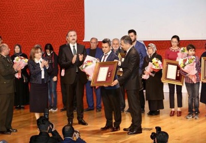 16 Şehit ailesine Devlet Övünç Madalyası verildi