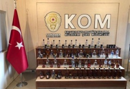 122 şişe sahte içki ele geçirildi 