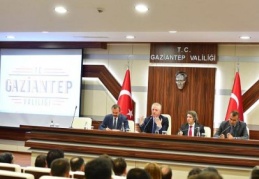 42 spor salonu ve 13 yüzme havuzu 6 ayda tamamlanacak