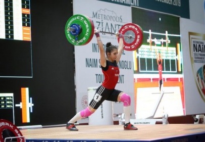 120 sporcu, 14 sıklette mücadele etti