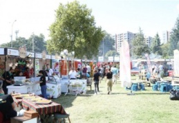 200 stant ziyaretçilerin ilgi odağı oldu
