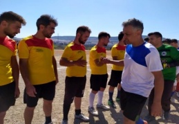 8 takımlı ligde 250 futbolcu mücadele ediyor