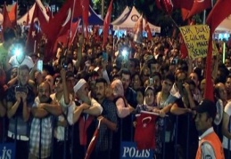 15 Temmuz’un yıl dönümünde meydanlar doldu taştı