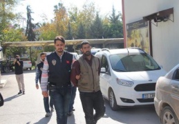 27 ton salçayı çalıp Suriyeliler’e satacaklardı