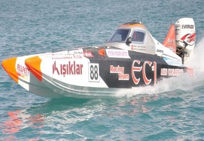 25 tur için 8 tekne podyuma çıktı