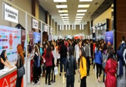 30 üniversite stant açtı