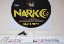 8 uyuşturucu taciri gözaltında