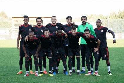 21 Yaş Altı Futbol takımı ile hazırlık maçı yapıldı