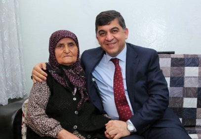 88 yaşındaki Döne Taş’ın evine misafir oldu