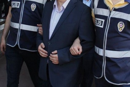 12 yıl 6 ay kesinleşmiş hapis cezası var