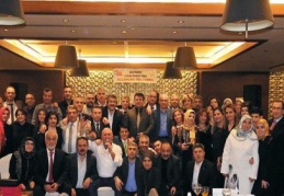 25 yıl gecesi düzenlendi