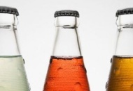 1 yılda 3,3 milyar litre gazlı içecek tükettik