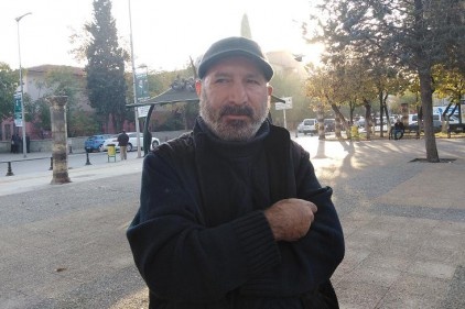6 yıldır beslediği güvercinler ekmek kapısı oldu