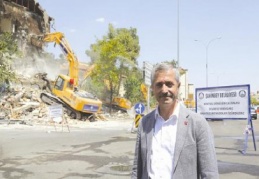 47 yıllık Düztepe Karakolu yıkıldı