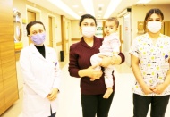 1 yaşındaki bebek boynundaki apseden kurtuldu